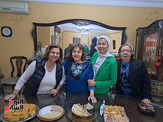 144391-الفنانة-القديرة-ليلى-طاهر-فى-مناسبات-عائلية-(4)