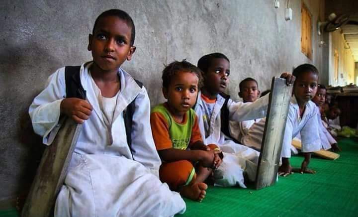 الأطفال فى الكتاب الأطفال فى الكتاب