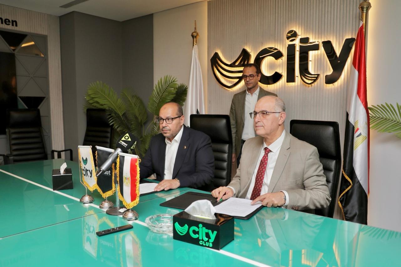 ياسر الرملى بصحبة ياسر ادريس