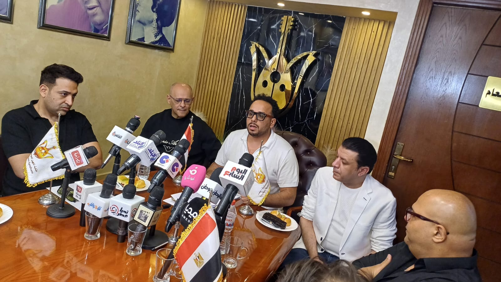 Mustafa Kamel تعلن عن افتتاح قسم للشعراء في نقابة الموسيقيين (2)