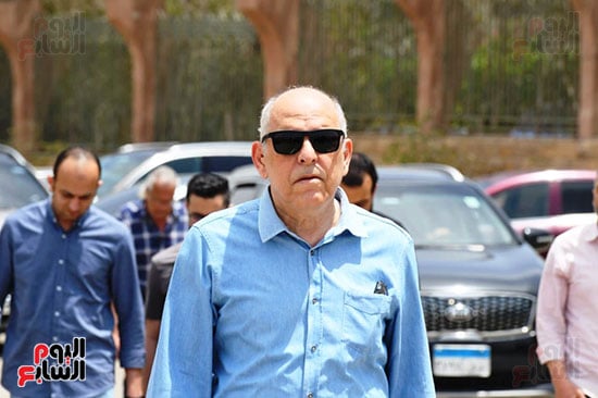 جنازة زوجة الاعلامي محمد شردي (4)