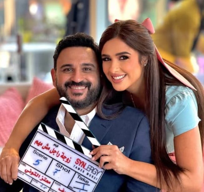 ياسمين عبد العزيز وأكرم حسني ياسمين عبد العزيز وأكرم حسني