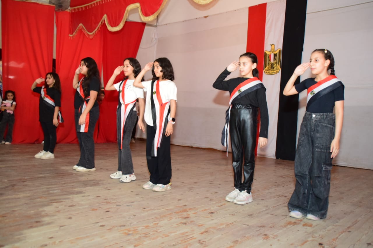 احد العروض الفنية احد العروض الفنية
