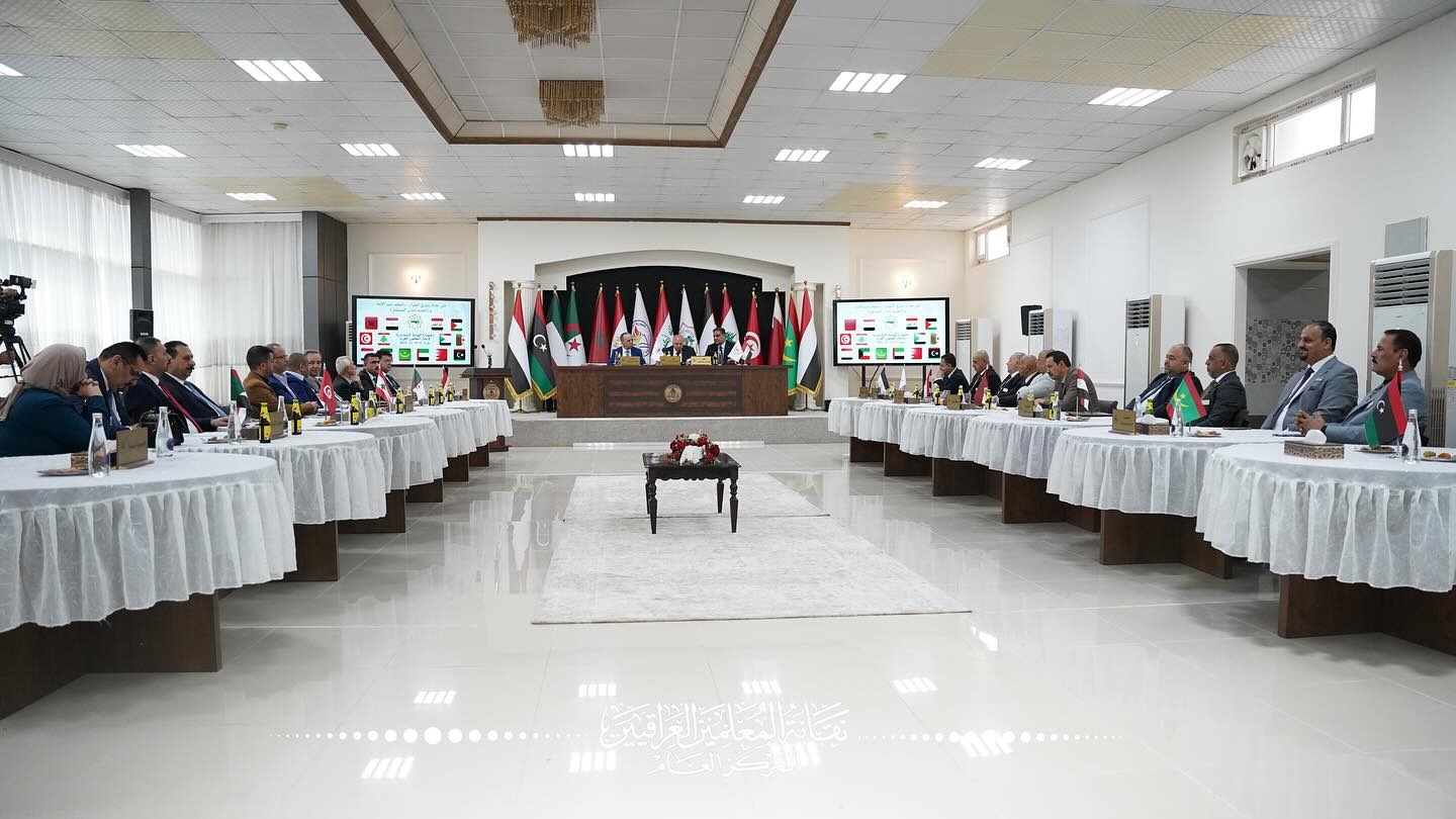 جانب من الاجتماع جانب من الاجتماع
