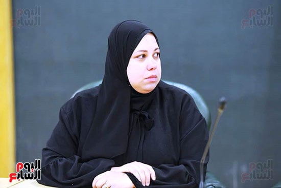 الزميلة هند عادل الزميلة هند عادل