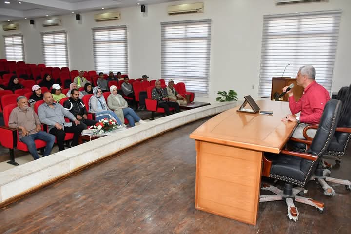 لقاء مدير المدينة لقاء مدير المدينة