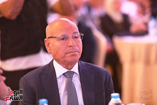 الدكتور إبراهيم صابر محافظ القاهرة الدكتور إبراهيم صابر محافظ القاهرة