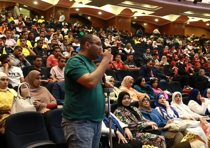 جانب من الحضور بالمؤتمر 