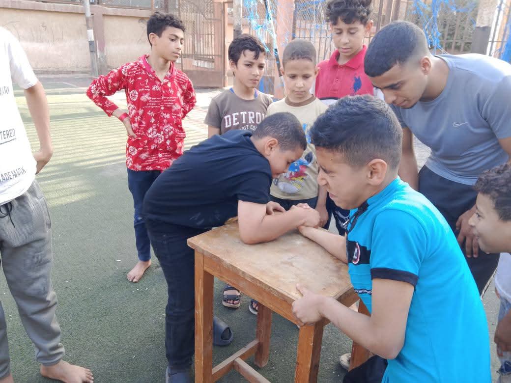 مصارعة الزراعين