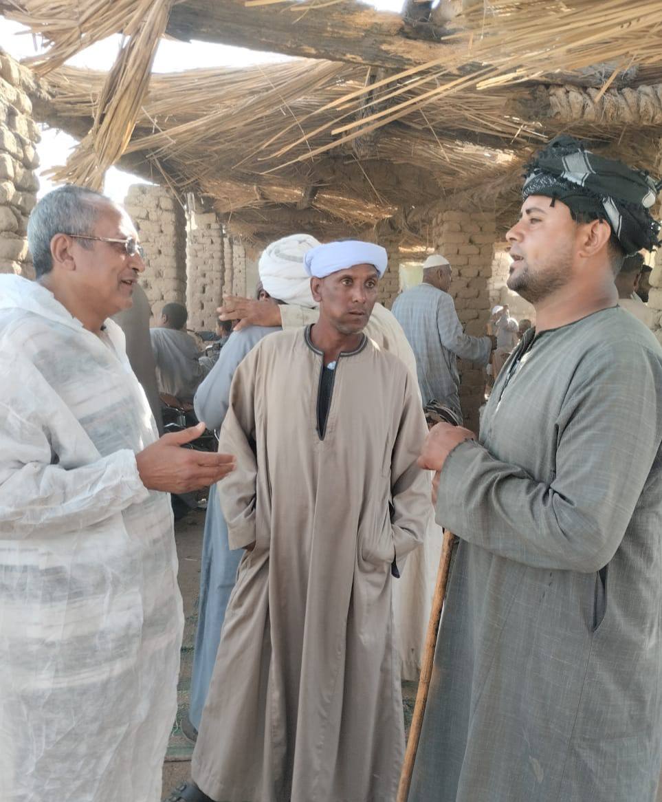 توعية بيطرية لأصحاب الماشية فى الأسواق بالأقصر