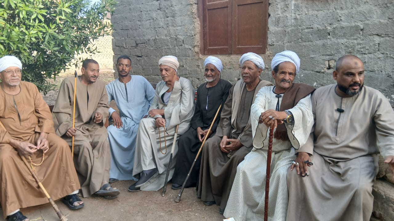 كبار لاعبي التحطيب يشاركون في المولد كبار لاعبي التحطيب يشاركون في المولد