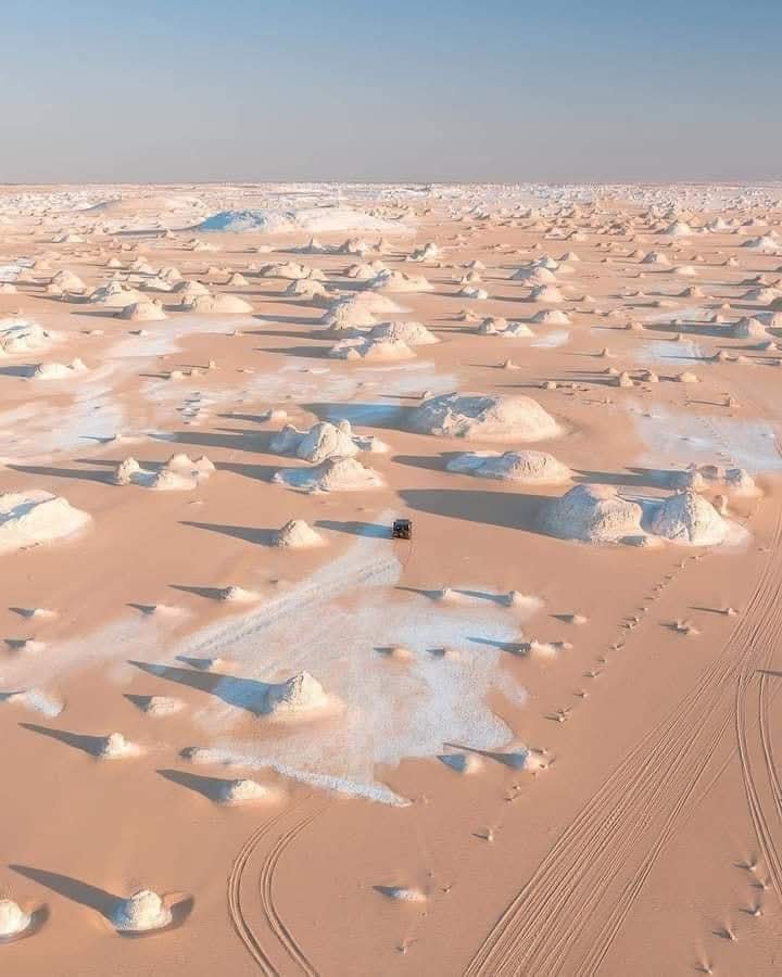 الصحراء البيضاء بالفرافرة الصحراء البيضاء بالفرافرة