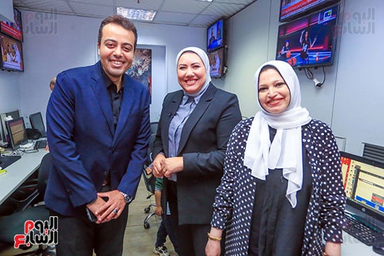 الزميل محمد السيد وهبة الشافعى وحنان طلعت الزميل محمد السيد وهبة الشافعى وحنان طلعت
