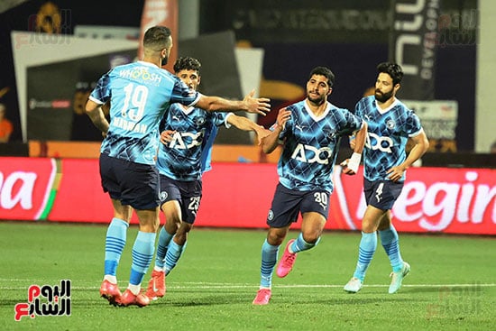إبراهيم عادل يحتفل بالهدف الأول فى شباك الزمالك إبراهيم عادل يحتفل بالهدف الأول فى شباك الزمالك