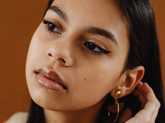 آيلاينر متساوي