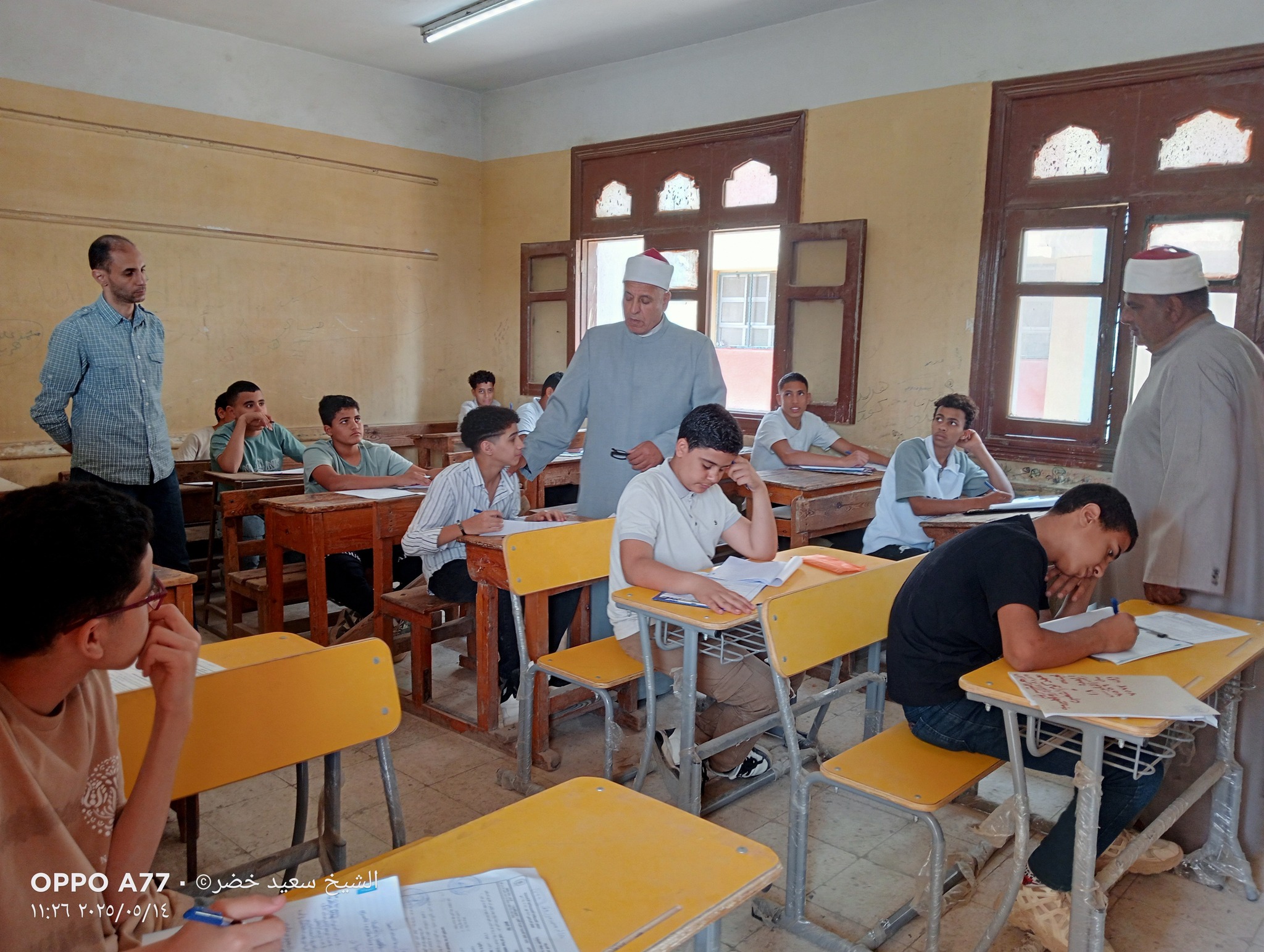 جانب من متابعة اللجان جانب من متابعة اللجان