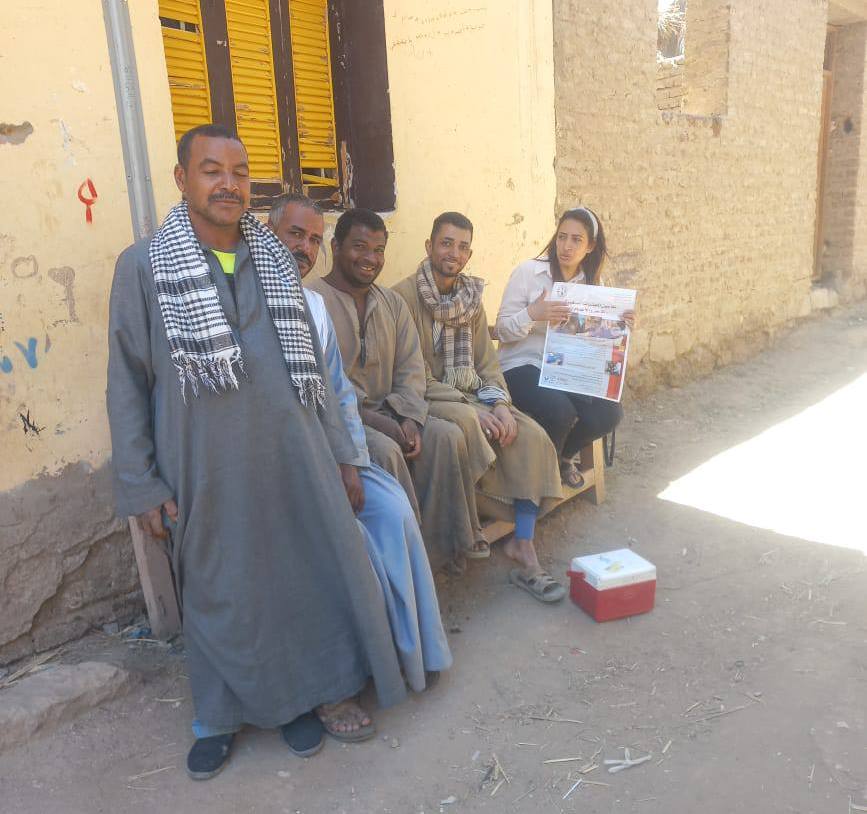 ندوات ولقاءات إرشادية حول سعار الكلاب وتحصين الماشية