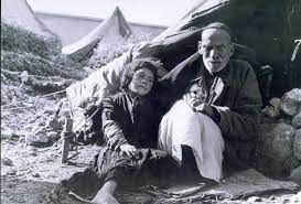 آلام الشعب الفلسطيني وأحزانه