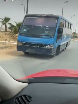 أتوبيس يسير عكس الاتجاه
