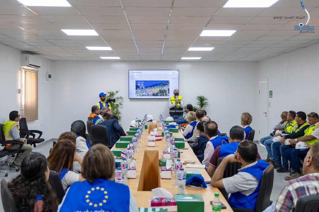 جانب من الاجتماع جانب من الاجتماع