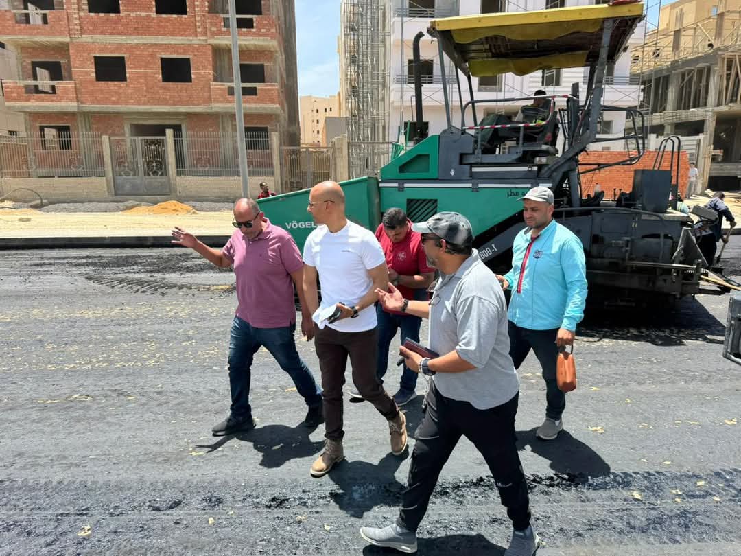 جولة لرئيس جهاز القاهرة الجديدة لمتابعة تطوير الطرق