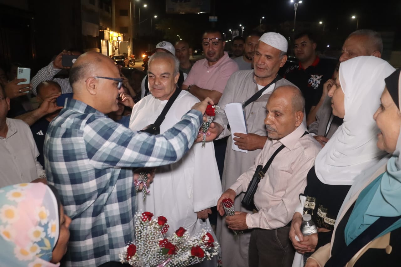 أول فوج من 90 حاجا وحاجة (10)