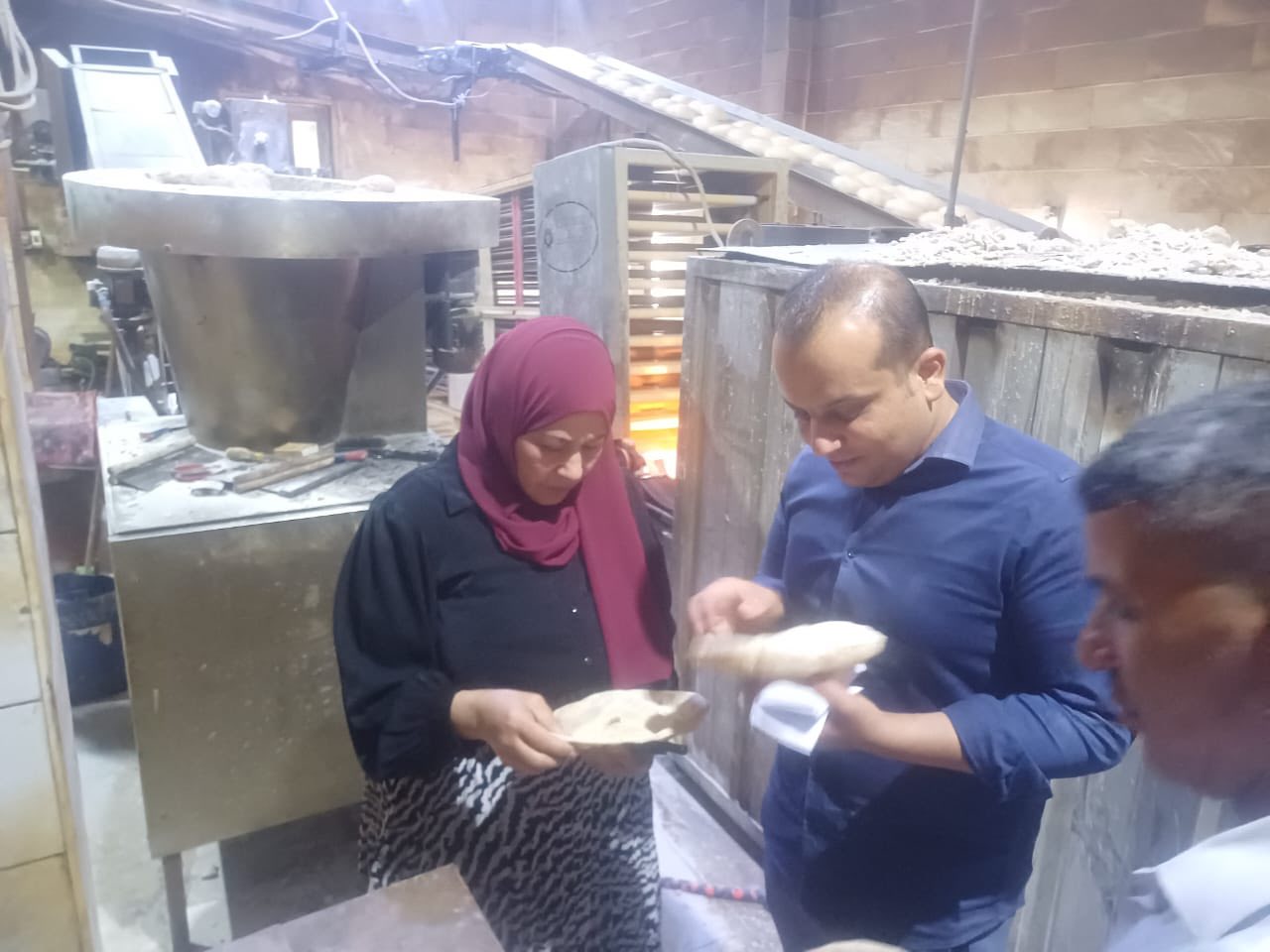 حملات تموينية على المخابز