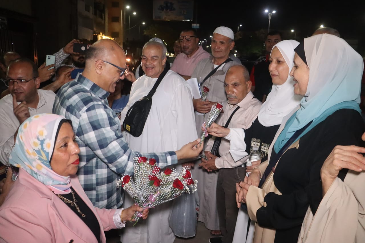 أول فوج من 90 حاجا وحاجة (6)