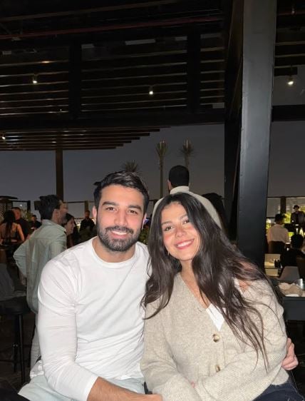 حازم إيهاب و زوجته منة (1)