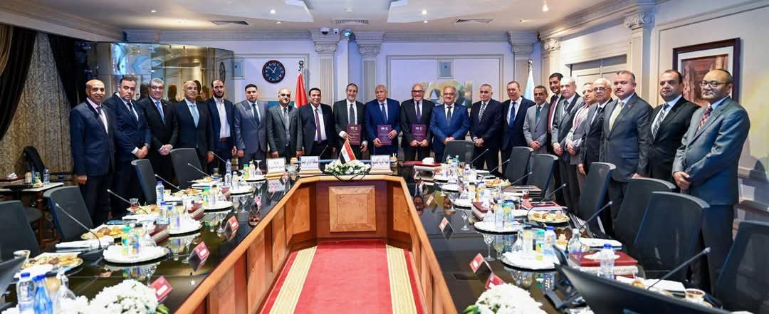 اتفاق مصرى أوروبي لتنفيذ اكبر مجمع لإنتاج الأخشاب بالوادى الجديد اتفاق مصرى أوروبي لتنفيذ اكبر مجمع لإنتاج الأخشاب بالوادى الجديد