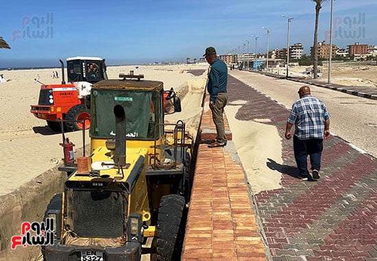 الدفع-باللوادر-لفتح-الممشي-في-جمصة الدفع-باللوادر-لفتح-الممشي-في-جمصة