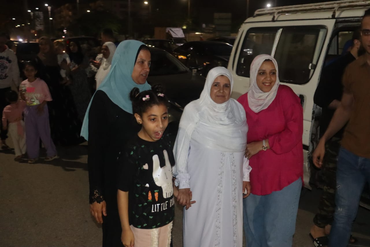 الفرحة تملأ الجوه الفرحة تملأ الجوه