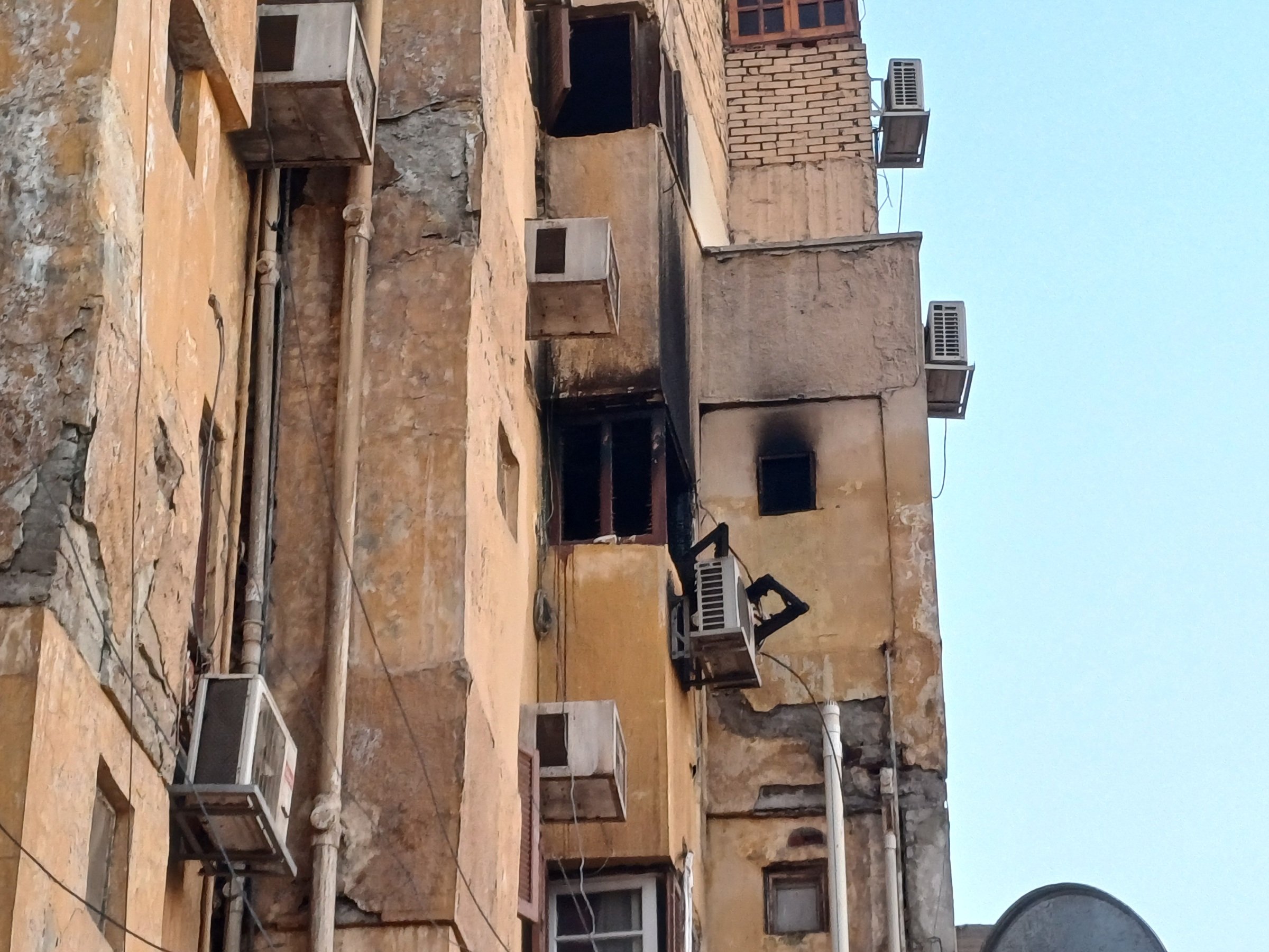 ‪آثار الحريق