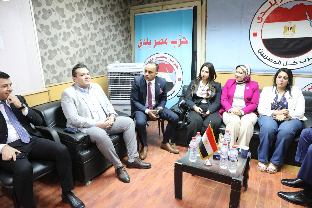 جانب من الندوة