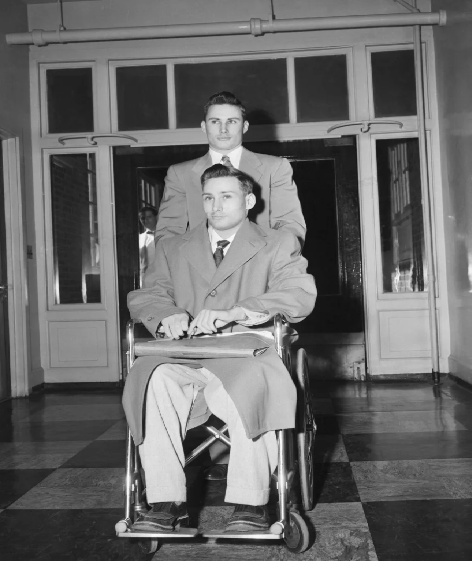 أول زراعة كلى