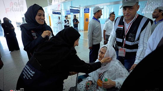 استقبال مهيب لحجاج القرعة في المدينة المنورة (1)