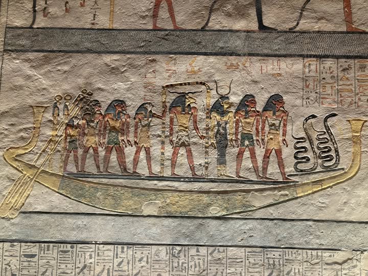 المراكب الفرعونية على جدران مقابر وادى الملوك المراكب الفرعونية على جدران مقابر وادى الملوك