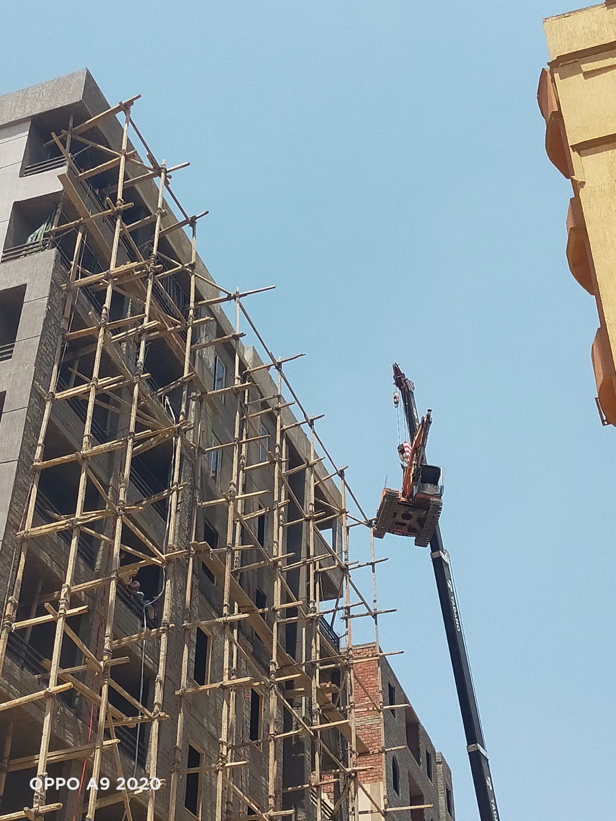 إزالة 36 طابق مخالف بالمقطم (2)