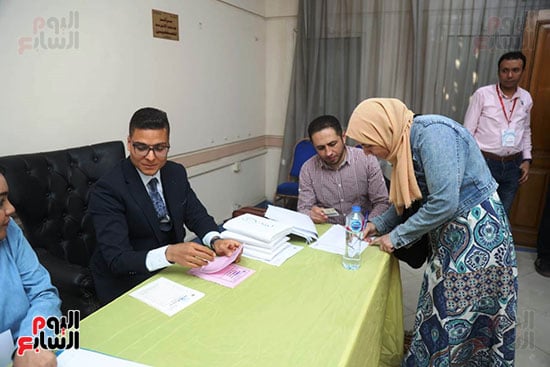 عملية التسجيل فى عمومية الصحفيين