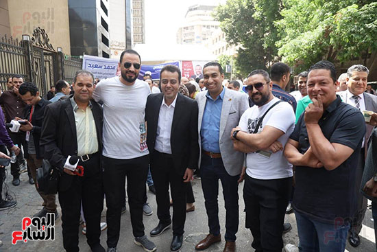 الزملاء مع المرشح محمد السيد