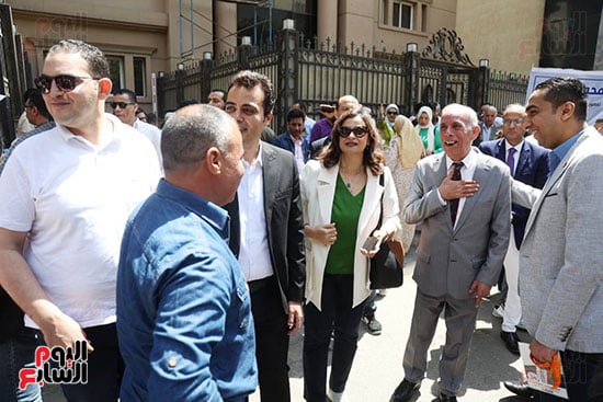 الكاتبة الصحفية علا الشافعى والمرشح الزميل محمد السيد