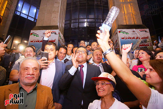 فوز خالد البلشى بمقعد النقيب فوز خالد البلشى بمقعد النقيب