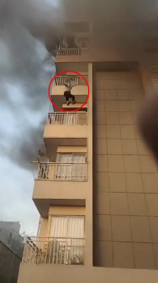 لحظة سقوط المرأة لحظة سقوط المرأة