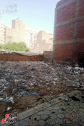 الحياة-تعود-للشارع-بعد-رفع-القمامة