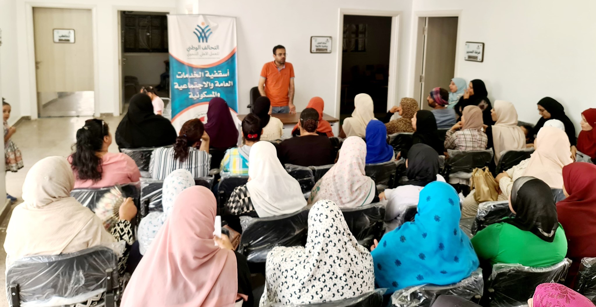 أسقفية الخدمات عضو التحالف الوطني تنفذ حملة توعوية عن أمراض الغدة الدرقية في سوهاج (3)