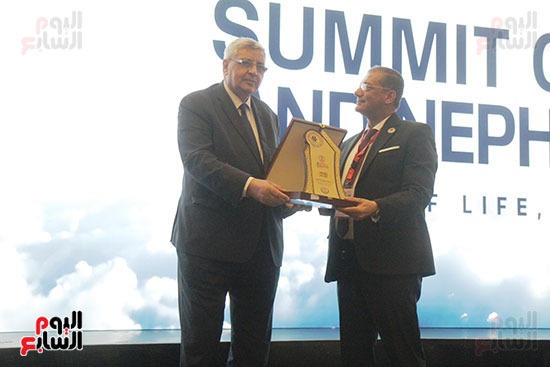 تكريم مستشار رئيس الجمهورية