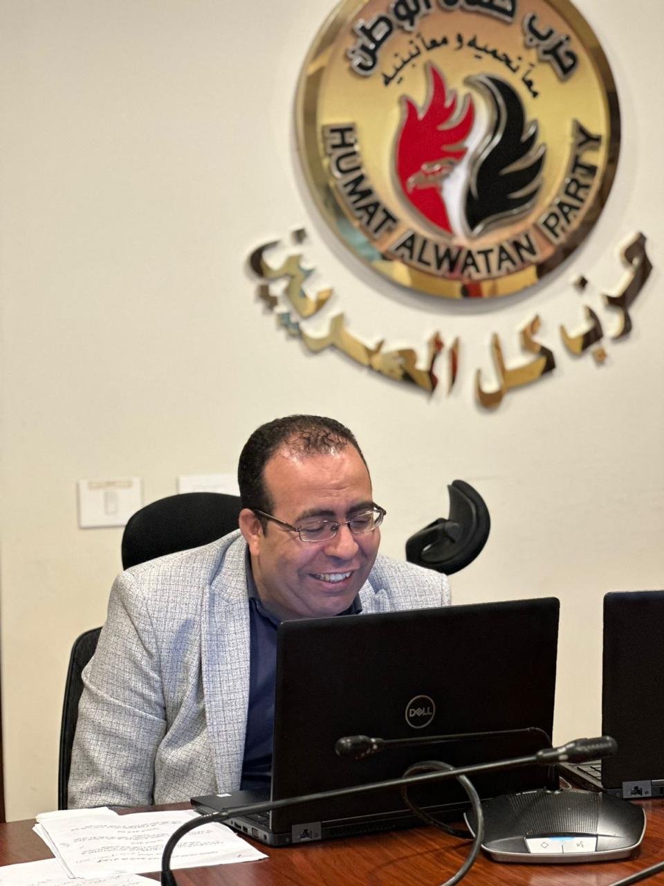  محاضرة عن التسويق السياسي وبناء الهوية الشخصية (5)