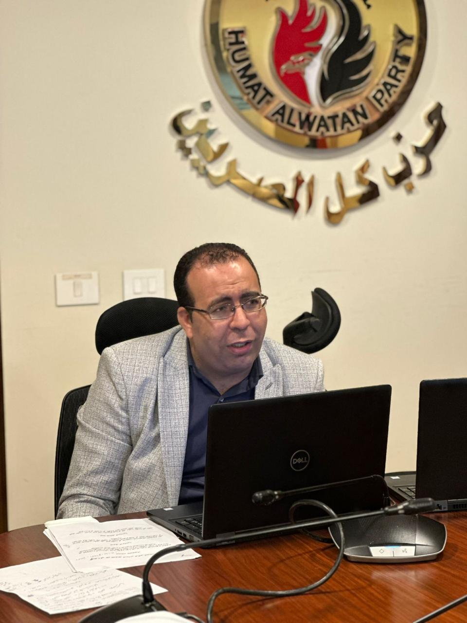  محاضرة عن التسويق السياسي وبناء الهوية الشخصية (4)