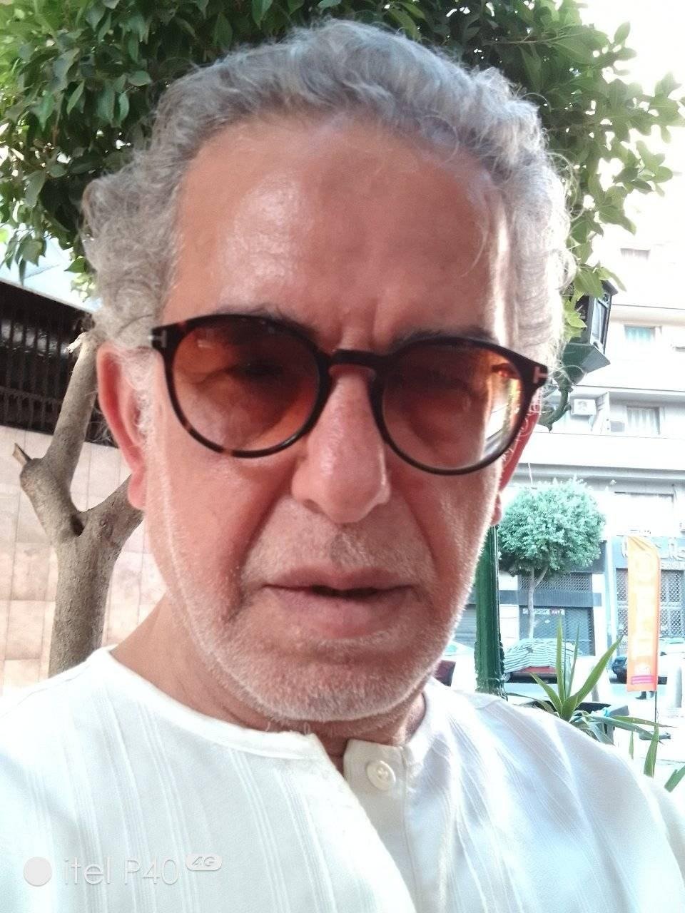المخرج الراحل زكي النجار المخرج الراحل زكي النجار