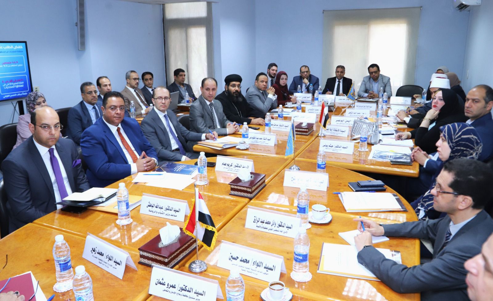 متابعة تنفيذ الاستراتيجية القومية لمكافحة المخدرات والحد من مخاطر التعاطي والإدمان